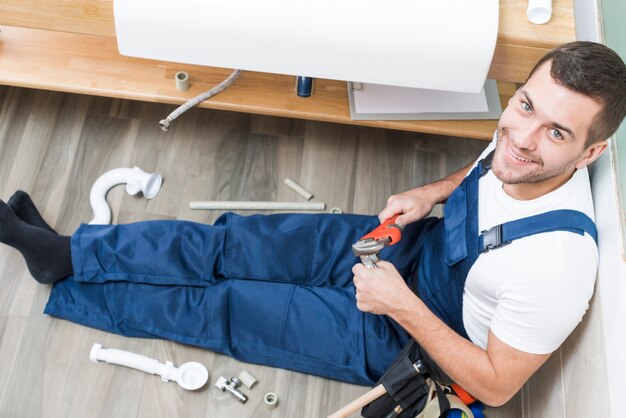 Jak często przeprowadzać przeglądy instalacji hydraulicznych w domu?